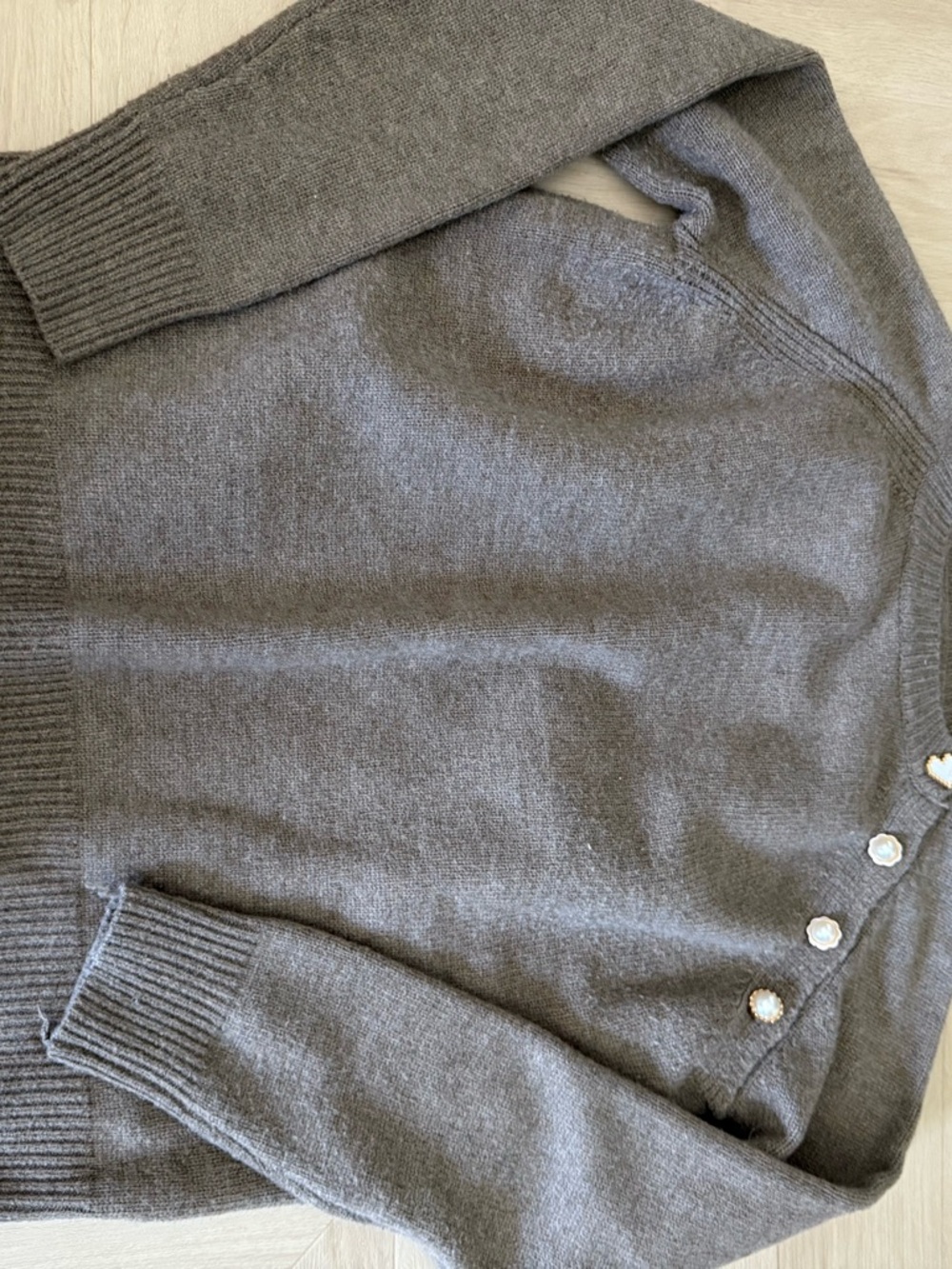 Women's Crewneck Button-Accent Sweater in Gray